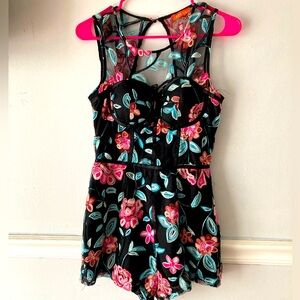 “Banjul” FLORAL Backless Jumpsuit